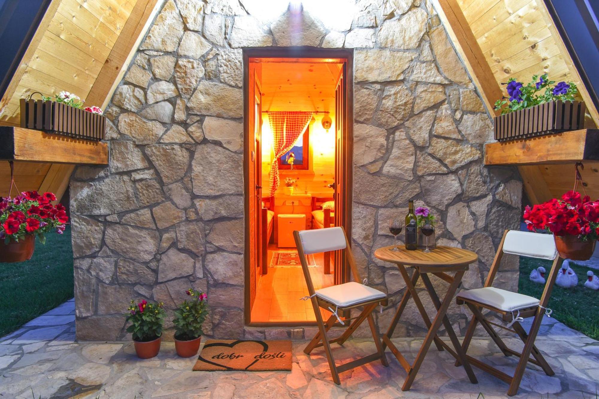 Cottages Big Bear Žabljak Екстериор снимка