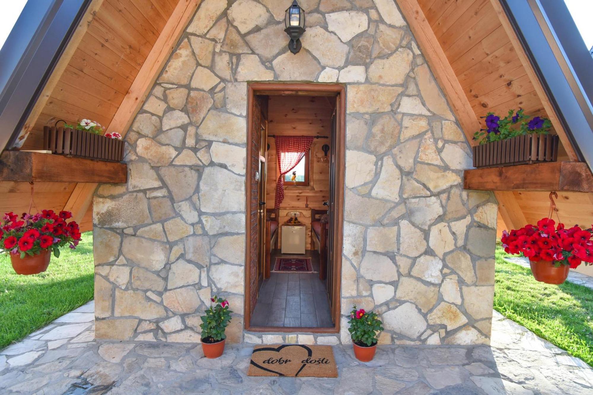 Cottages Big Bear Žabljak Екстериор снимка